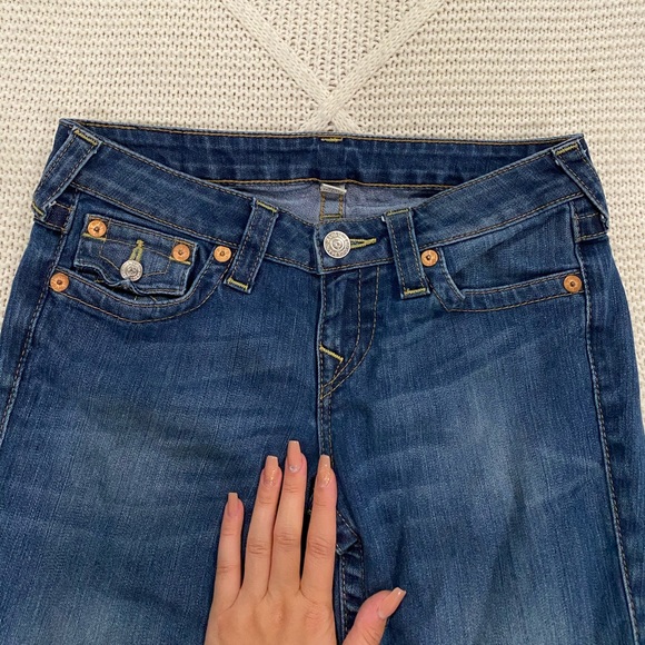 TRUE RELIGION BOOTCUT JEANS - Picture 2 of 5